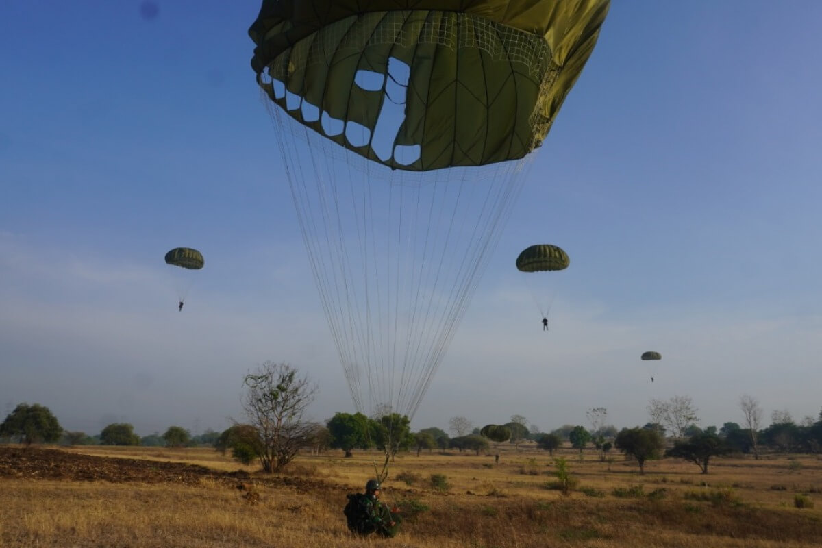 Serbuan Langit Satria Mayangkara